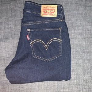 Levi’s 535 Super Skinny